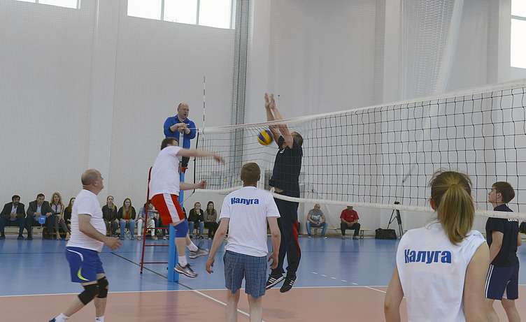Волейболисты Горуправы Калуги одержали волевую победу над командой министерства спорта области