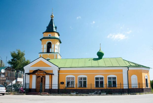 поселок Ферзиково церковь