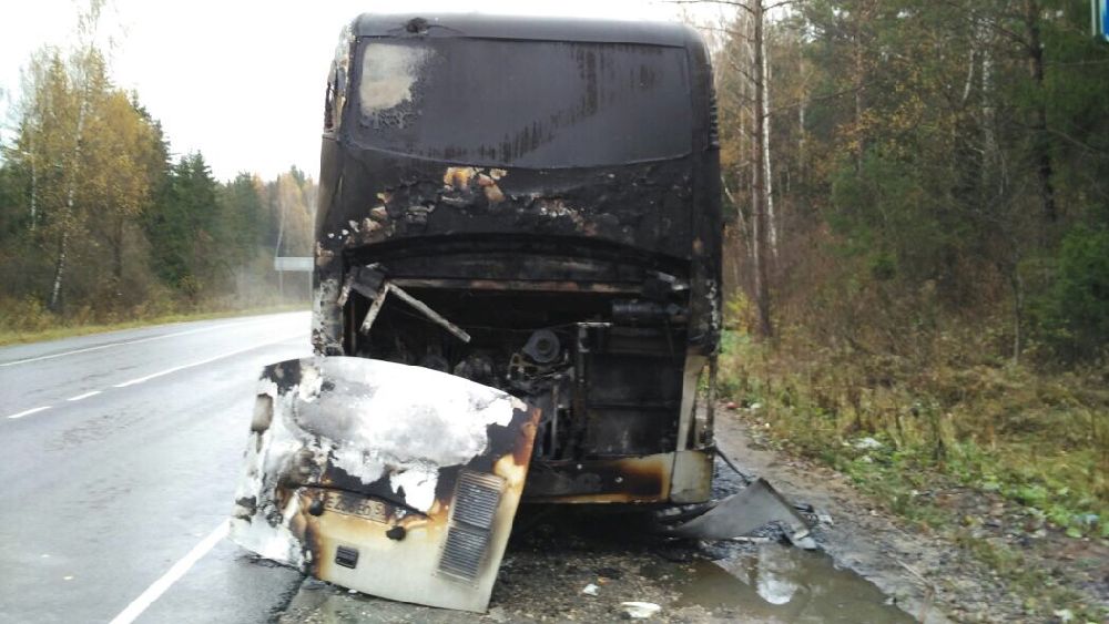 автобус сгорел