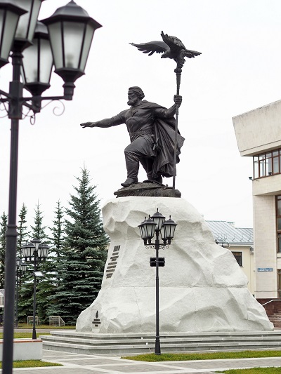 Памятник Ивану 3
