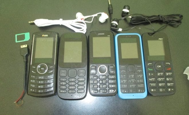 мобильные телефоны