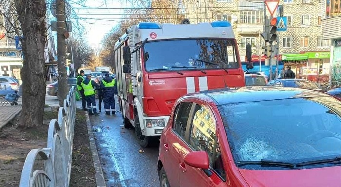 За день три женщины попали под колёса автомобилей в Калужской области