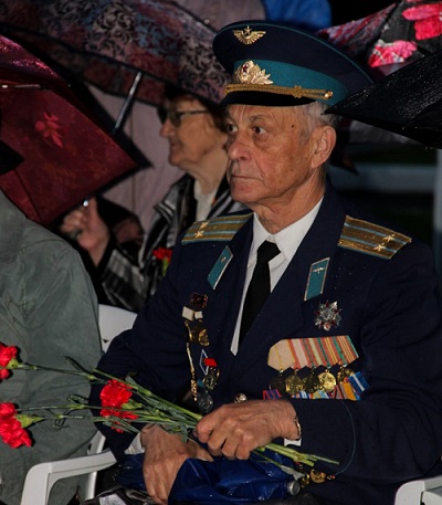 22 июня в 4 утра в Калуге почтили память защитников Отечества