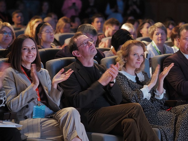 В калужском ИКЦ открылся Всероссийский фестиваль социальных театров
