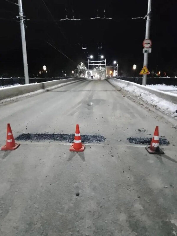 В Калуге начался зимний сезон ямочного ремонта дорог