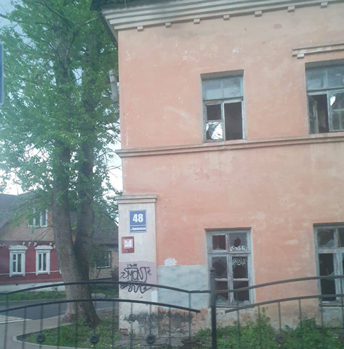 В Калуге прокуратура добилась сноса заброшенного дома на Первомайской