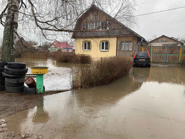 В Козельске эвакуируют жителей, пострадавших от паводка